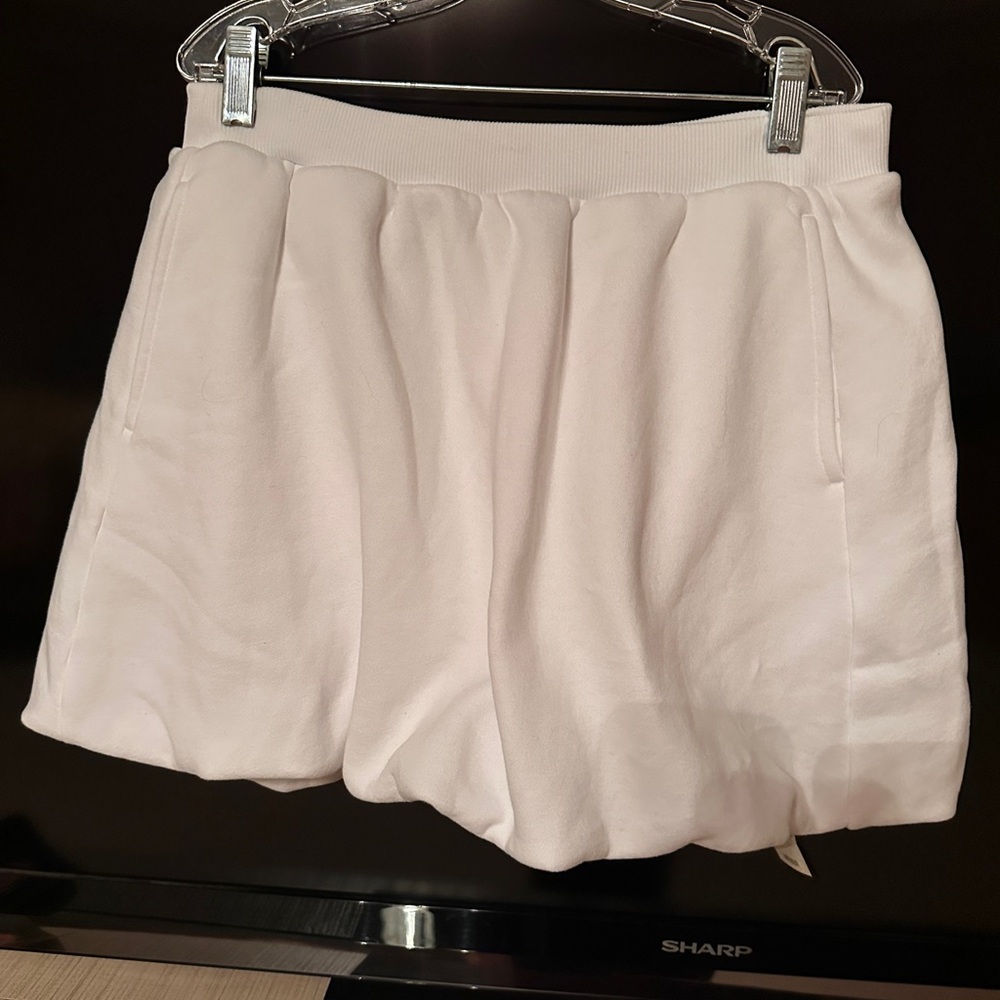 Aerie Classic White Mini Skirt